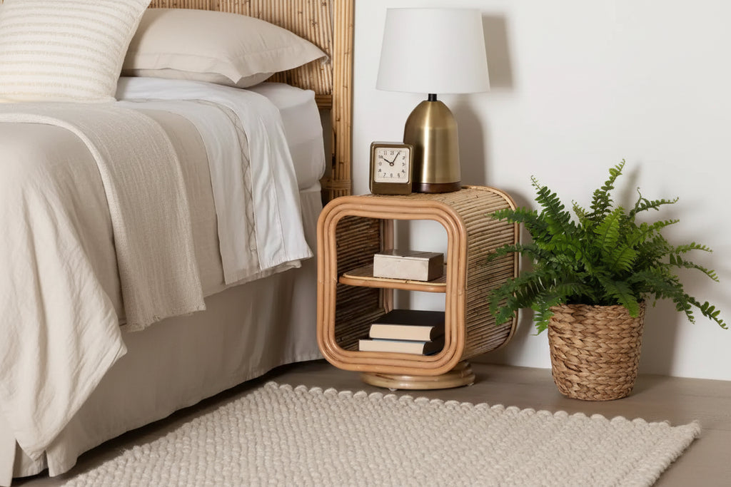 Table de chevet en rotin naturel : fabriquée à la main, base piédestal, aucun assemblage requis