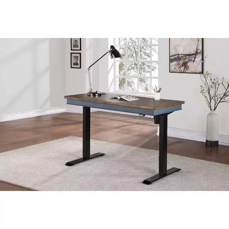 Bureau Martin Furniture assis/debout électrique réglable style « ferme »