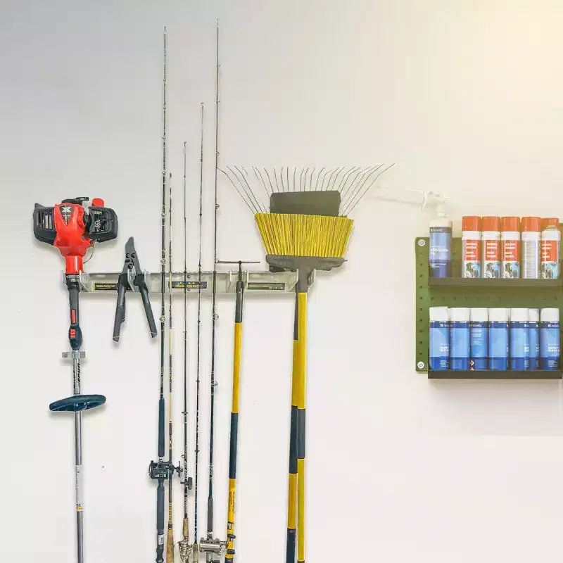 Organisateur de garage pour outils à main, cannes à pêche et coupe-bordures