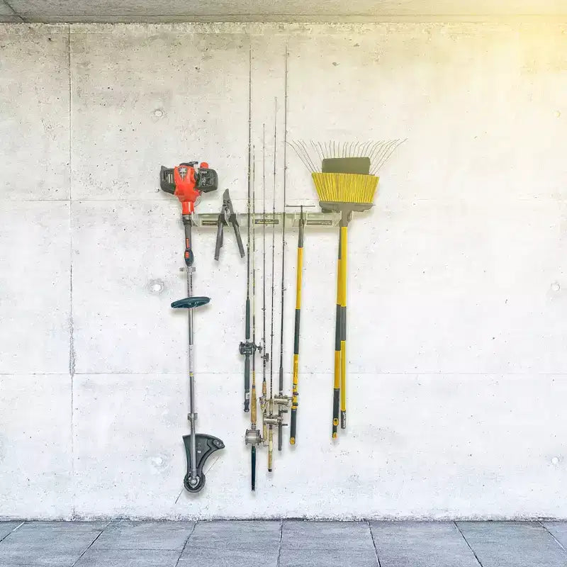 Organisateur de garage pour outils à main, cannes à pêche et coupe-bordures