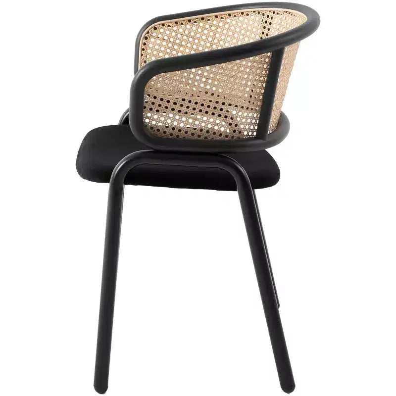 Chaise de salle à manger moderne avec structure noire