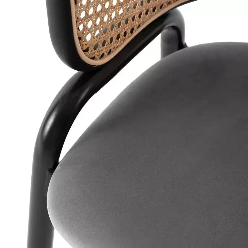 Chaise de salle à manger moderne avec structure noire