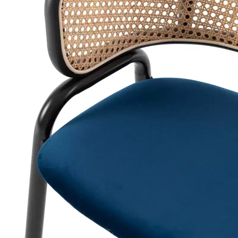 Chaise de salle à manger moderne avec structure noire